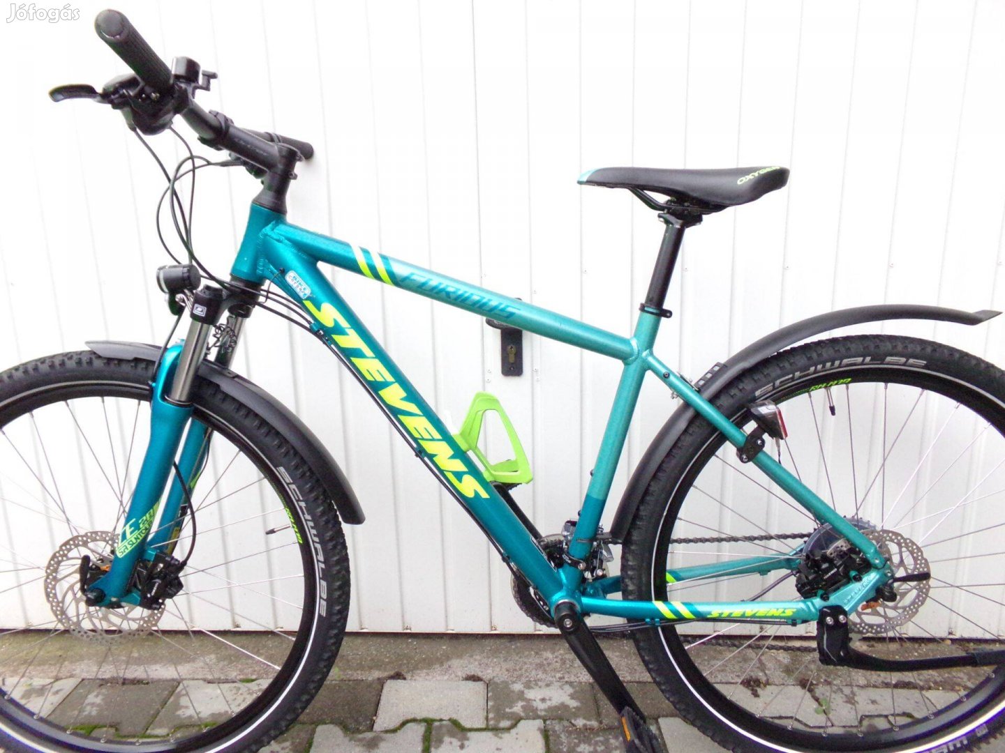 Jó állapotú 27.5" Stevens Furious tárcsafékes, agydinamós férfi MTB