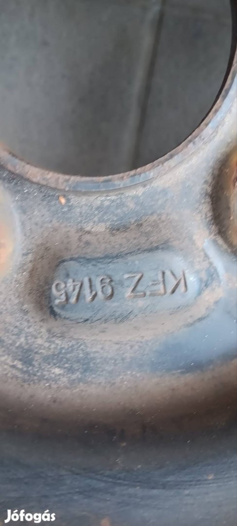Jo állapotú 4db 15 colos lemezfelni