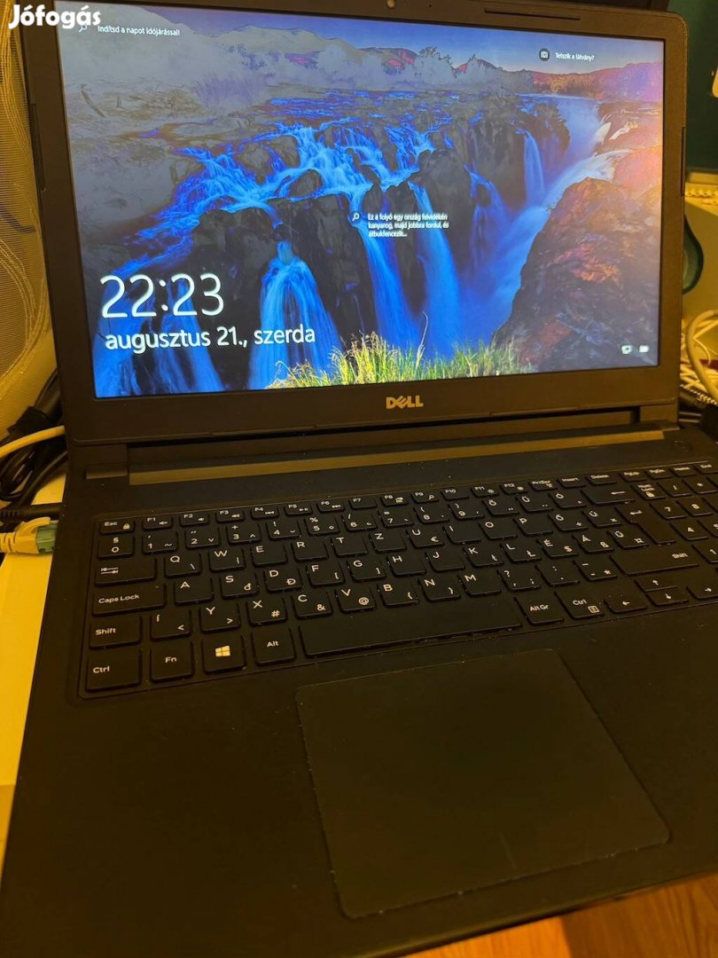 Jó állapotú Dell 15" notebook i7, 256GB SSD, 8GB RAM