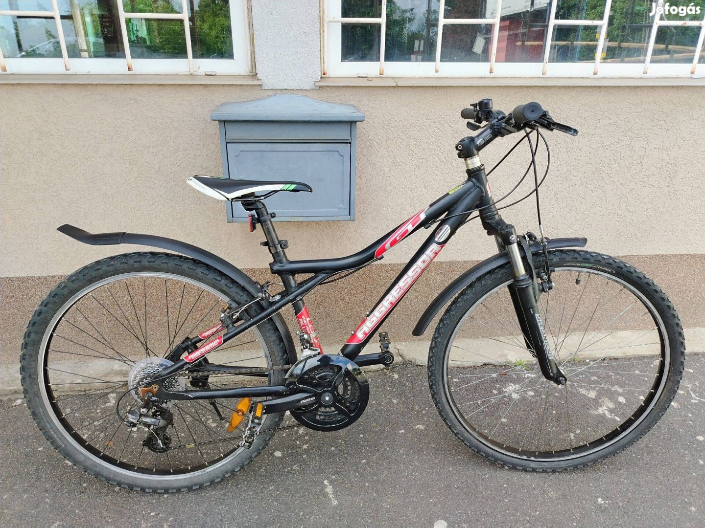 Jó állapotú GT Aggressor 26" Unisex aluvázas kerékpár! (39)