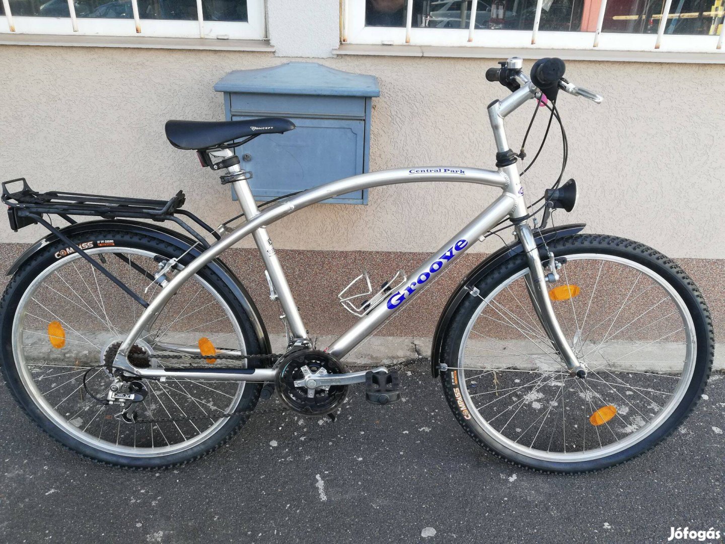 Jó állapotú Groove Cruiser 26" ffi aluvázas kerékpár! (143)