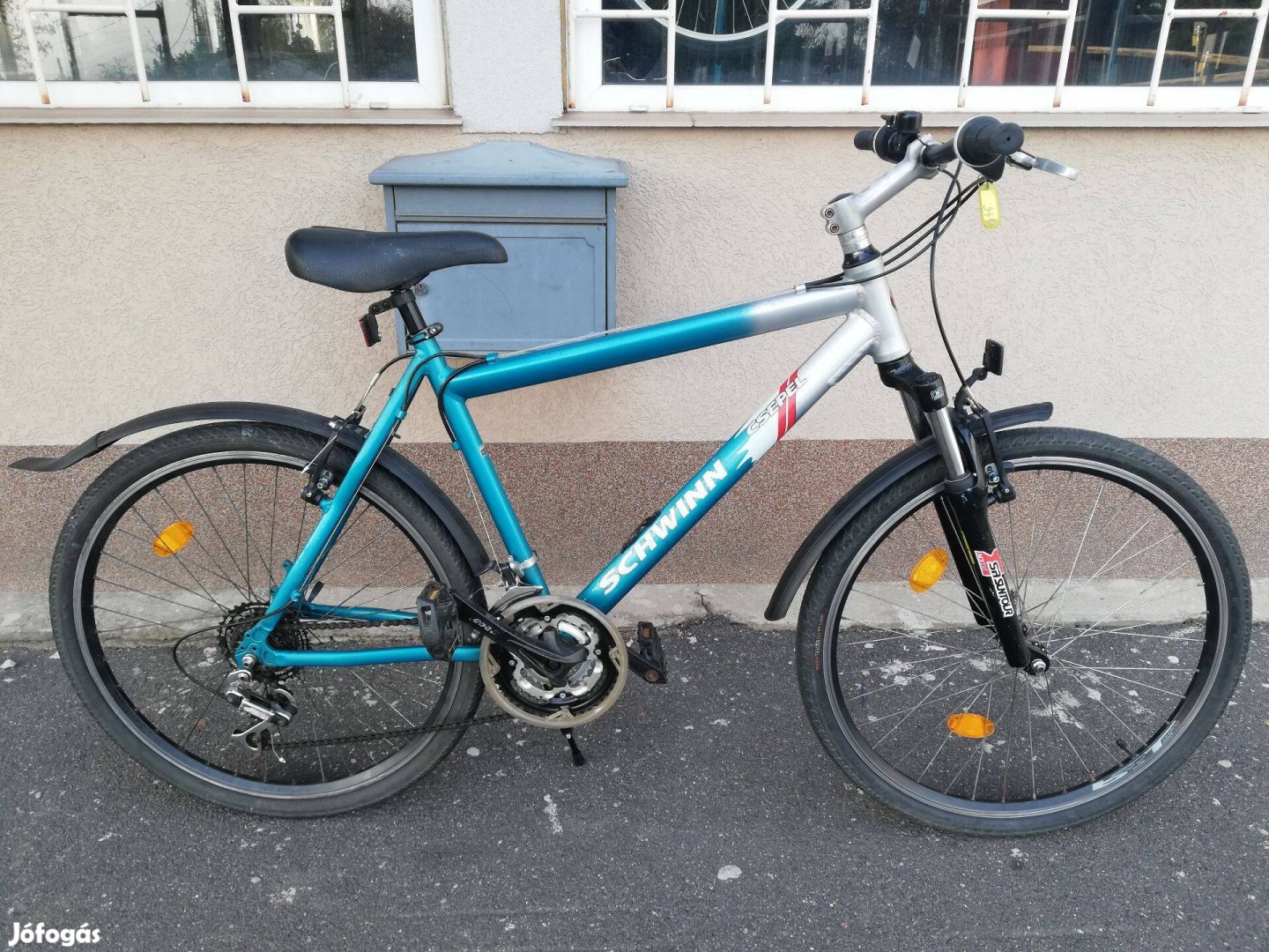 Jó állapotú Schwinn Csepel 26" ffi aluvázas kerékpár! (45)