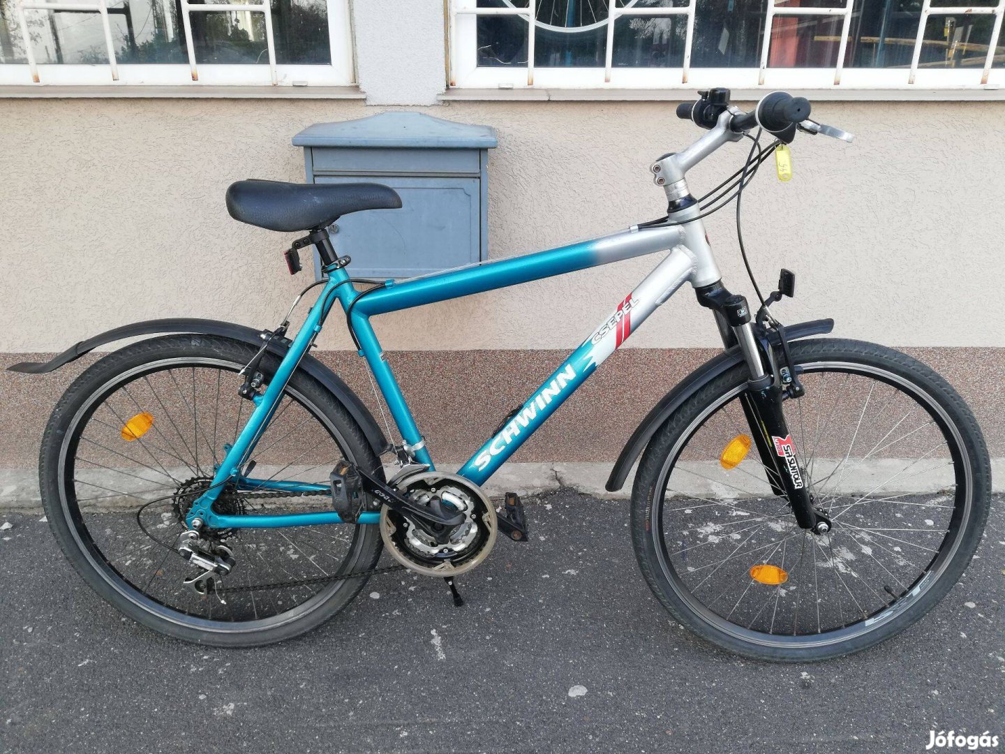 Jó állapotú Schwinn Csepel 26" ffi aluvázas kerékpár! (45)