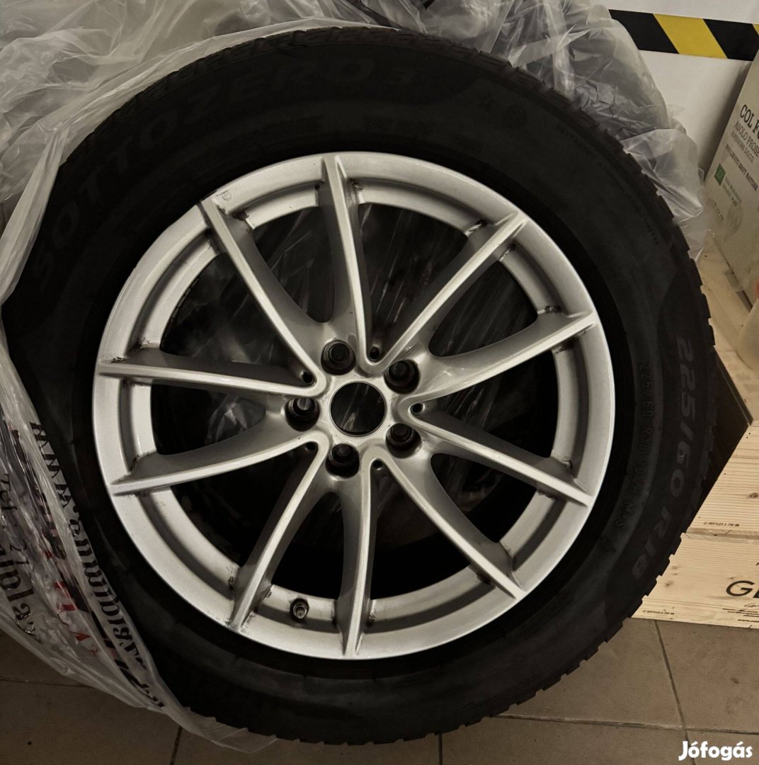 Jó állapotú gyári BMW X3 alufelni gumiszett