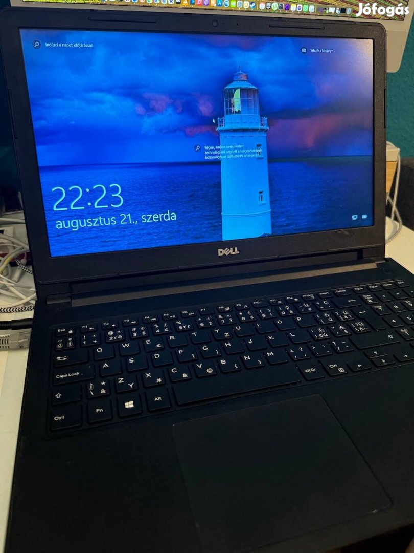 Jó állapotú használt Dell 15" notebook i7, 256GB SSD, 8GB RAM