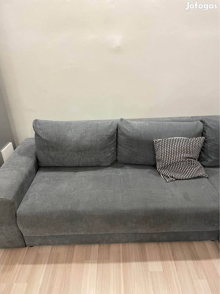 Jó állapotú kanapé Eladó