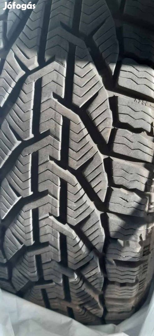 Jó állapotú téli gumik (15)