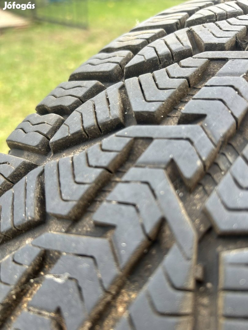 Jó állapotú téligumi garnitúra eladó