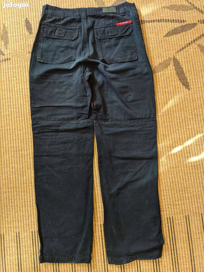 Jó minőségű férfi farmer eladó