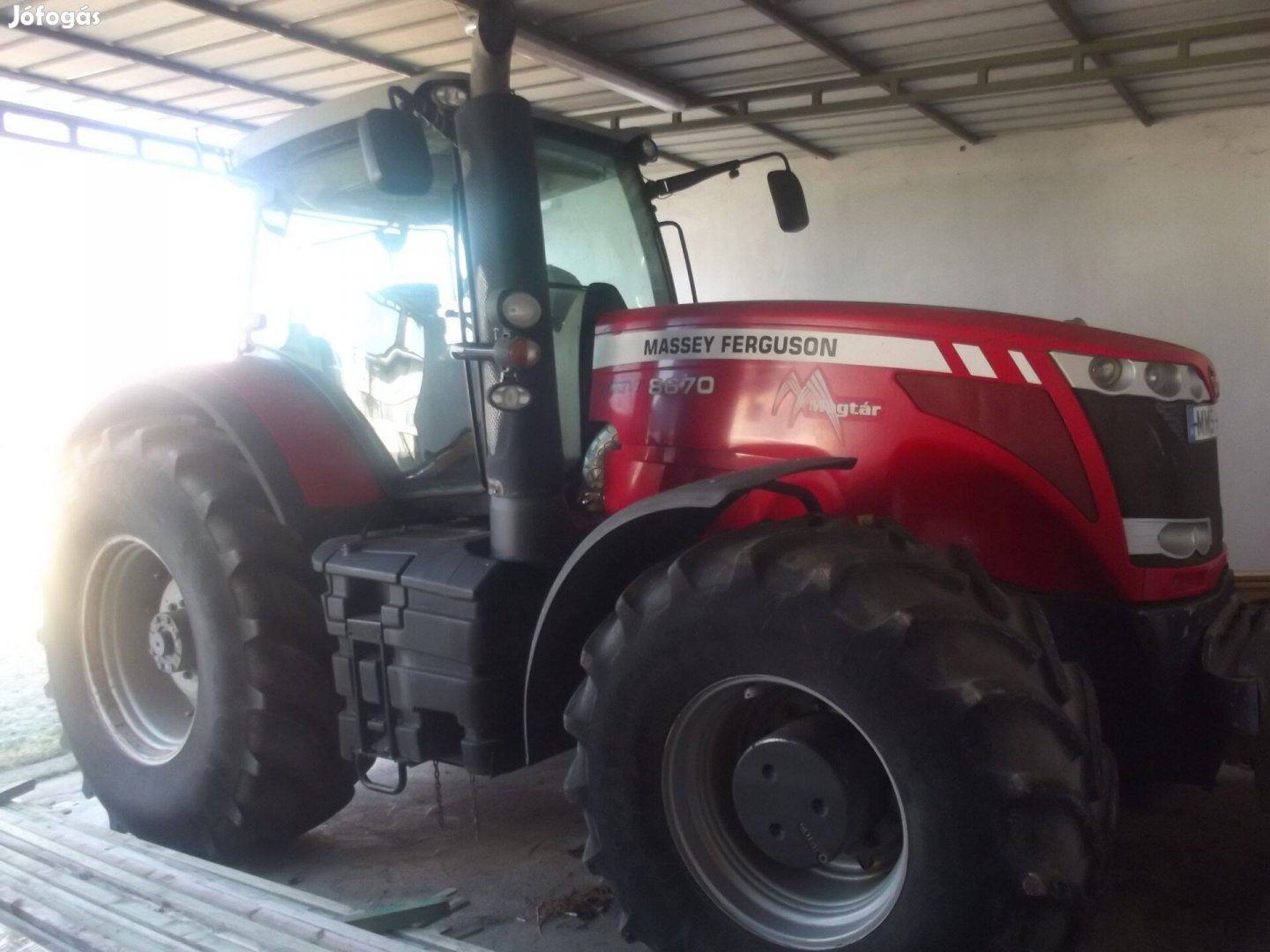 Jó műszaki állapotban Massey Ferguson 8670 eladó