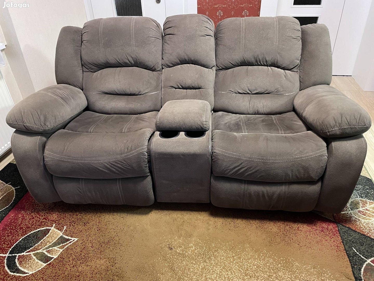 Jóbarátok 2 személyes mozis relax kanapé