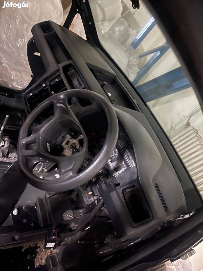 Jobb kormányos VW Caddy műszerfal eladó!!! 2015-20