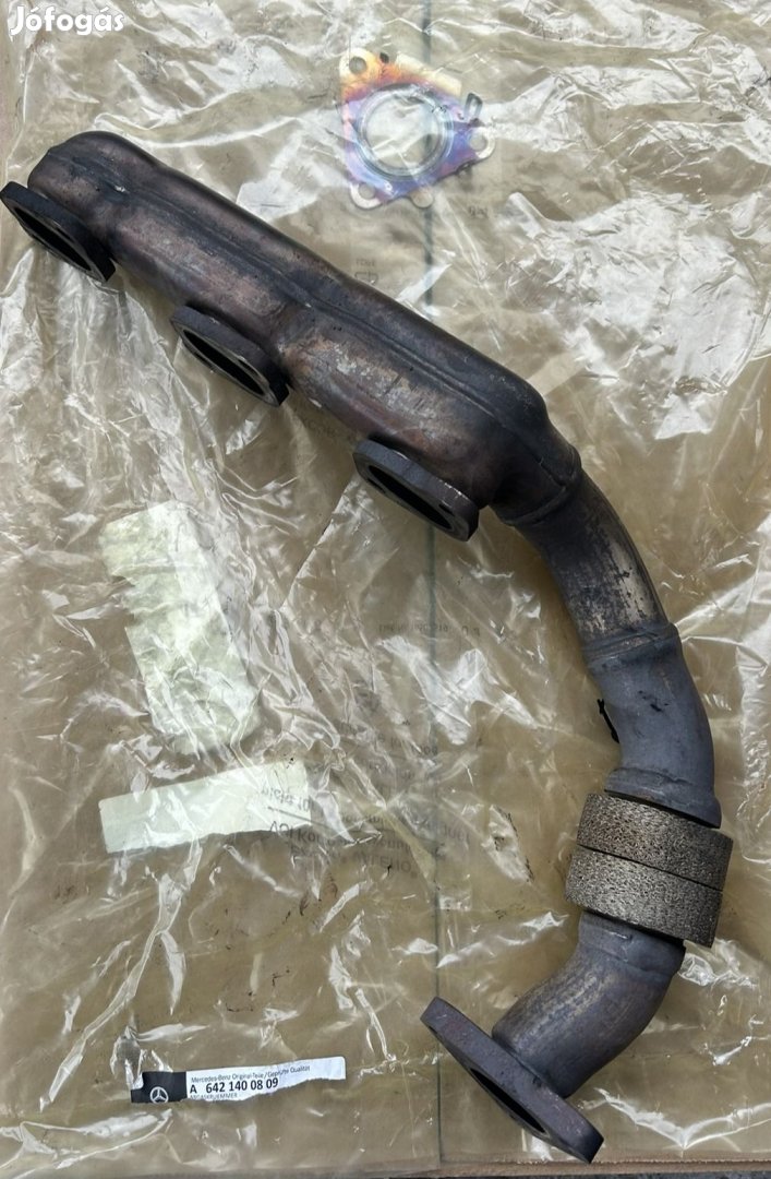 Jobb leömlő jó állapotban A6421400809 eladó