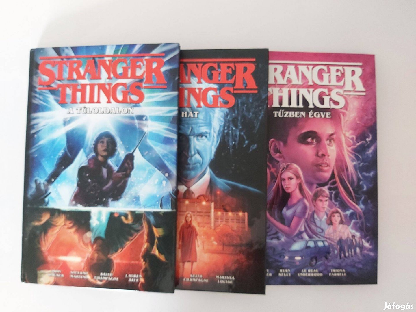 Jody Houser: Stranger Things 1. - 2. - 3