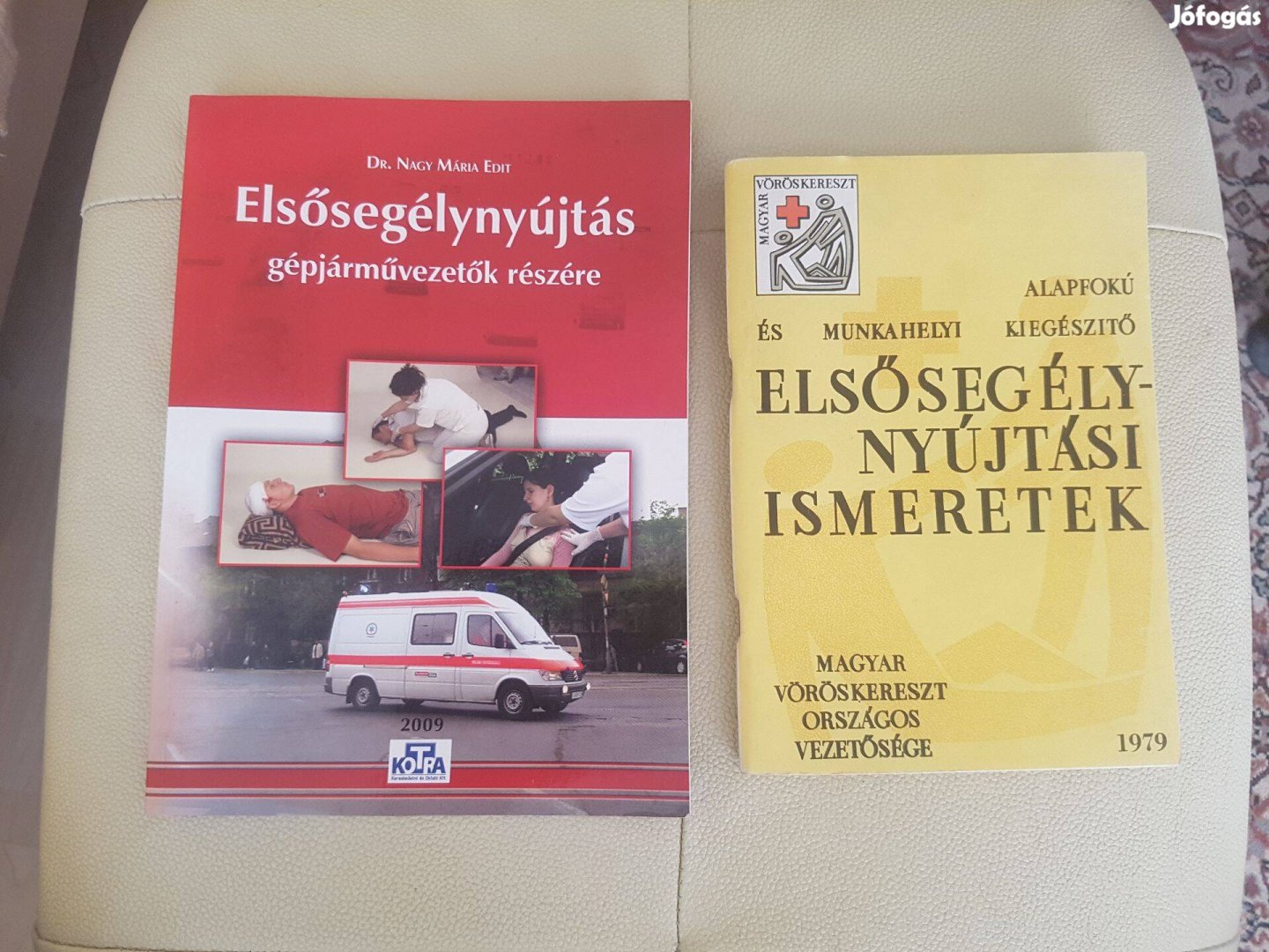 Jogositvány Kresz vizsgára Elsősegély nyújtás kiválóan alkalmas könyv