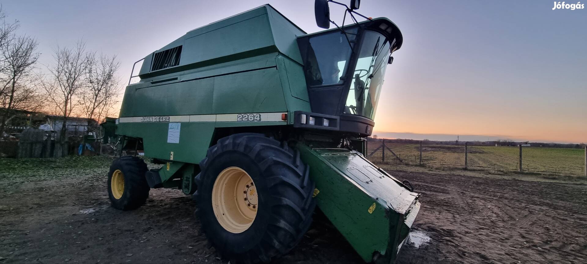 John Deere 2264 2001es évjárat 