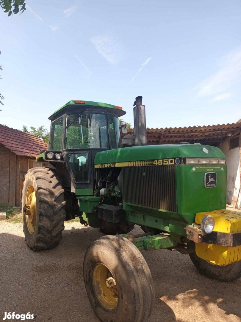 John Deere 4650