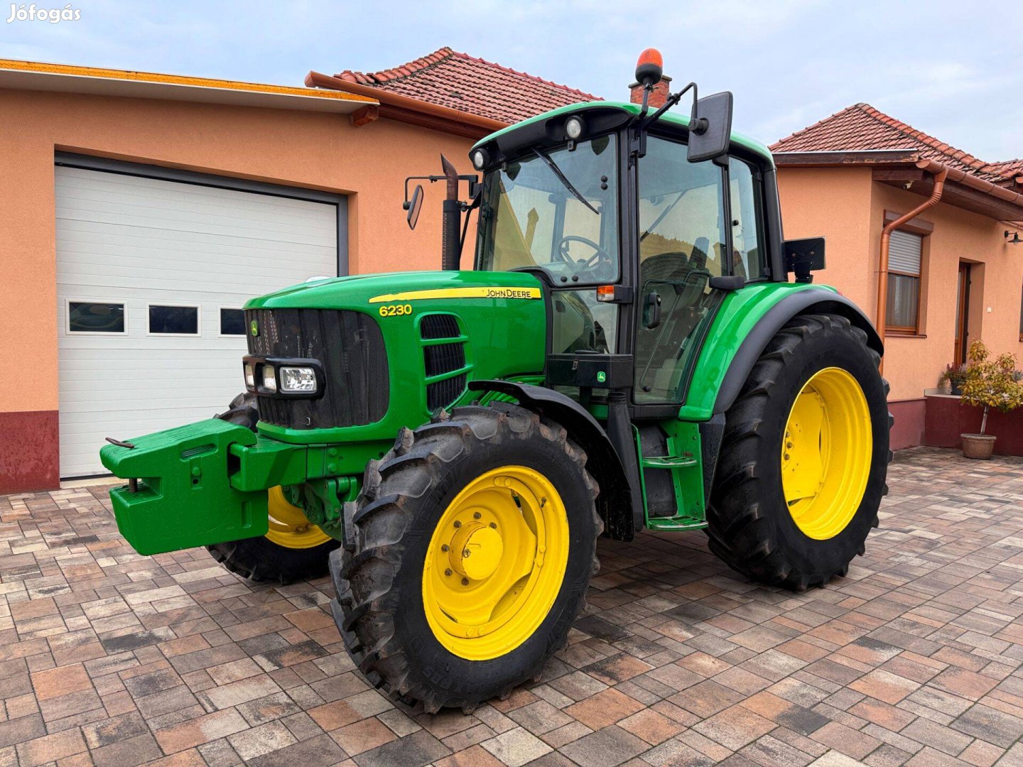 John Deere 6230 traktor