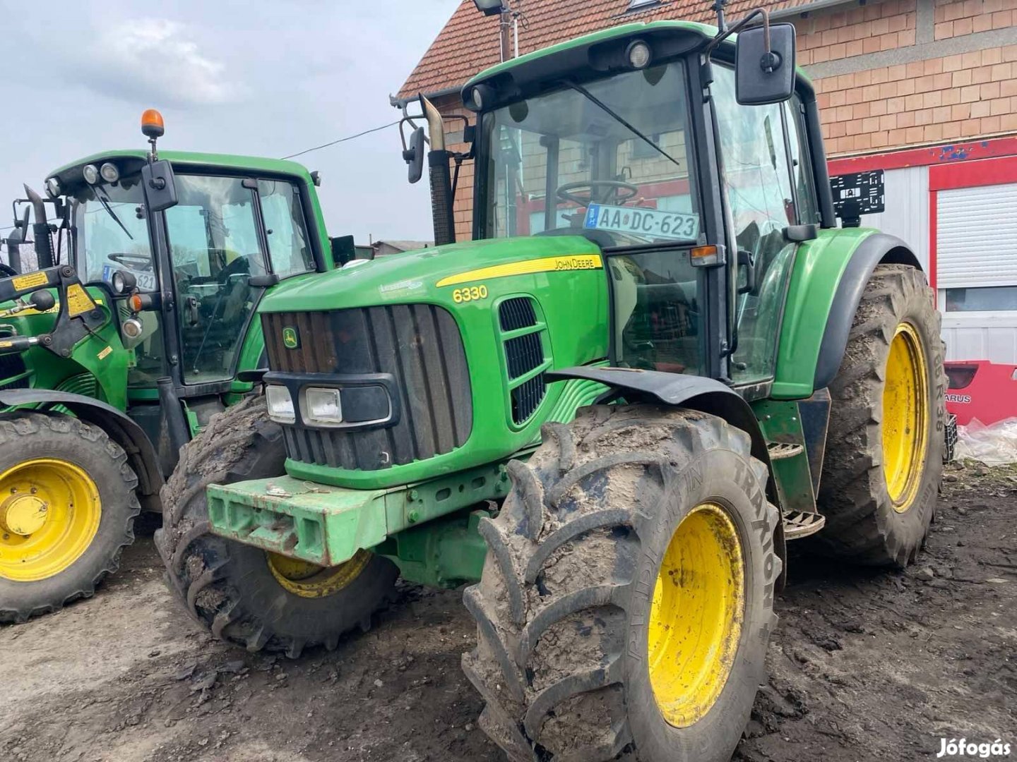 John Deere 6330 Traktor