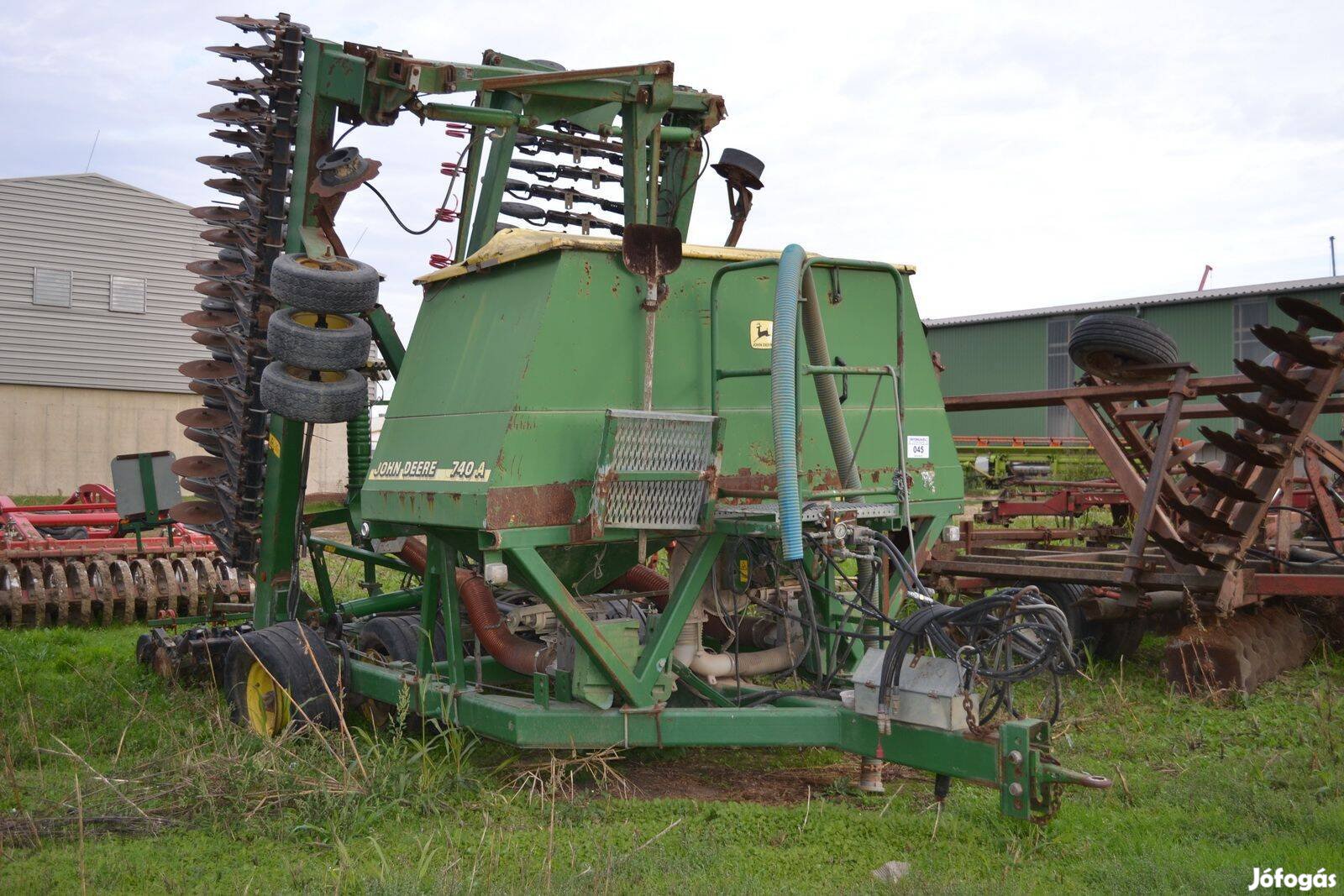 John Deere 740A vetőgép