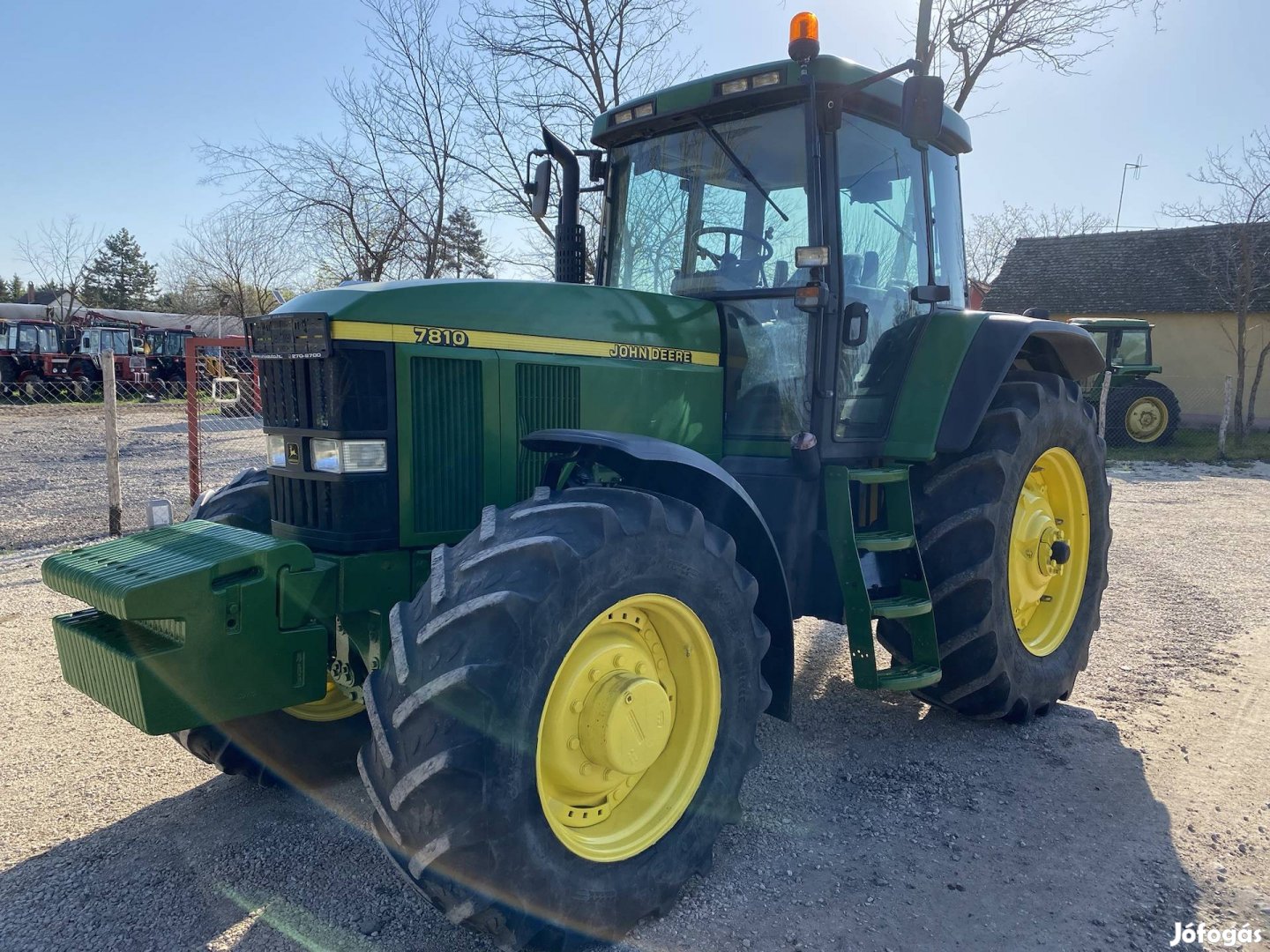 John Deere 7810