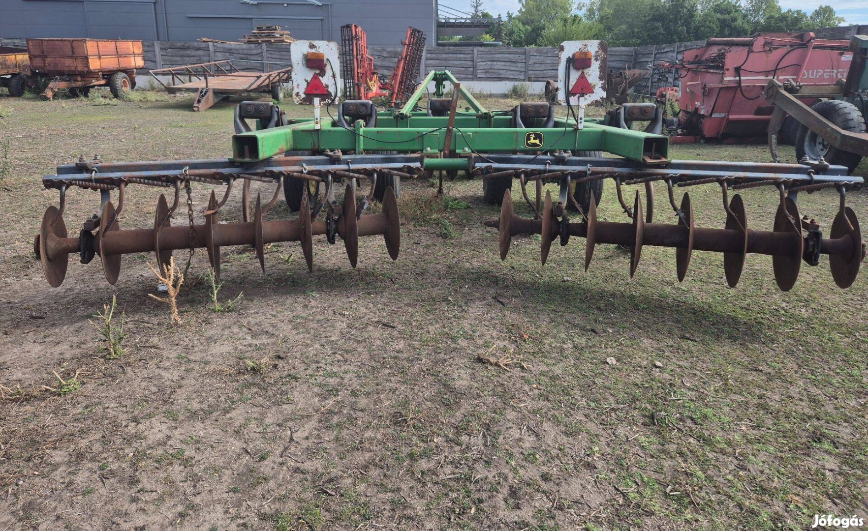 John Deere Disc Ripper 4 m munkaszélességgel eladó
