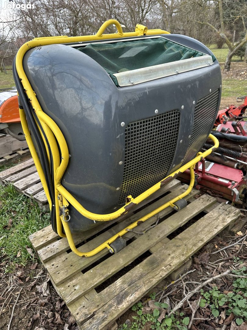 John Deere Matev fűgyűjtő x540