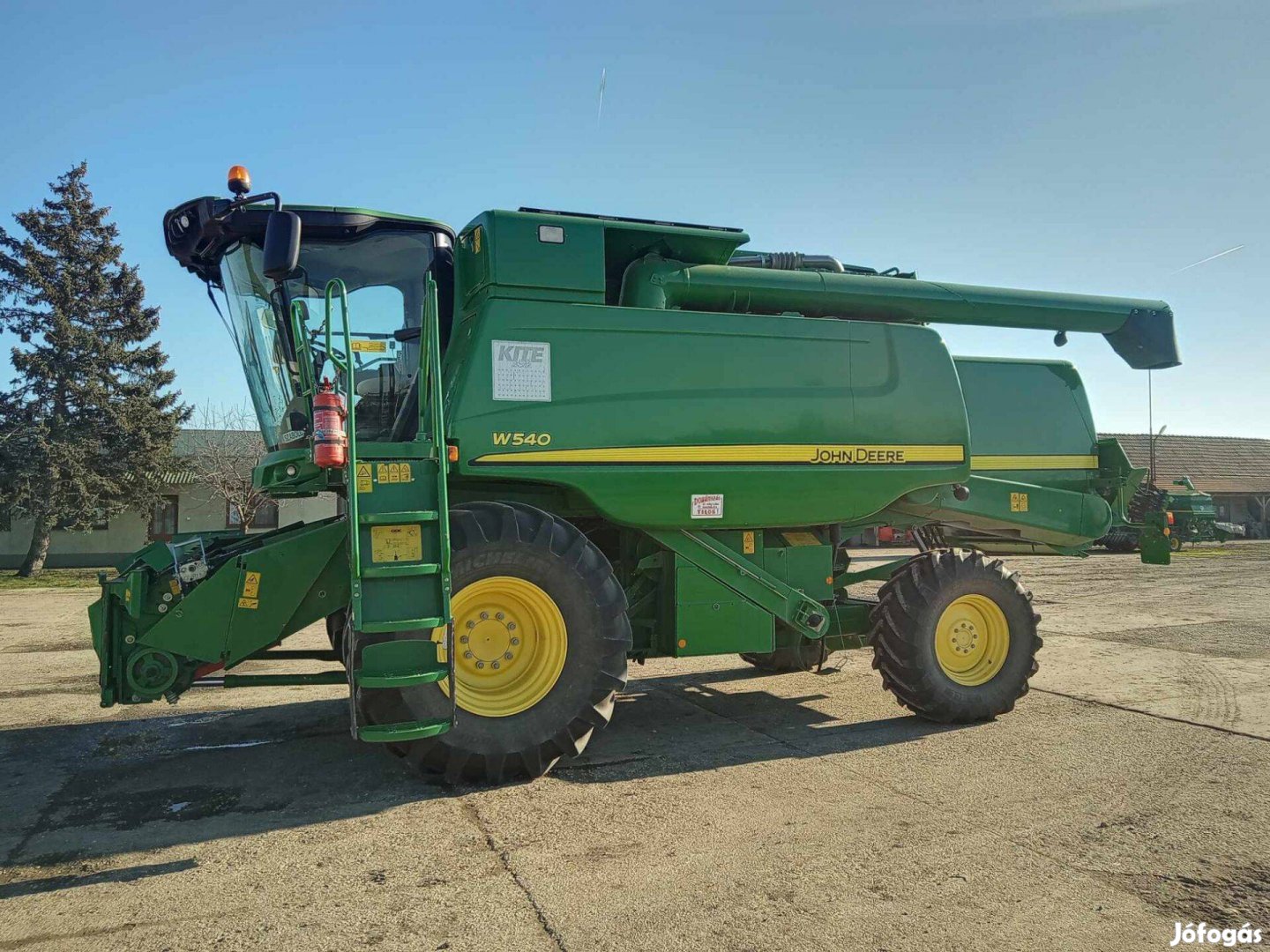 John Deere W540 kombájn