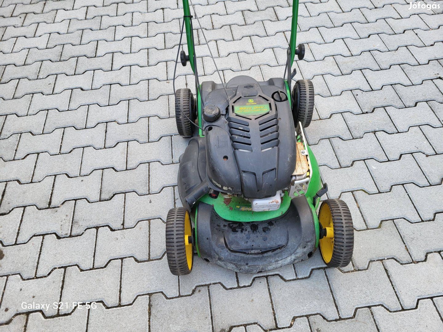 John Deere: Briggs motoros - mulcsozós fűnyíró