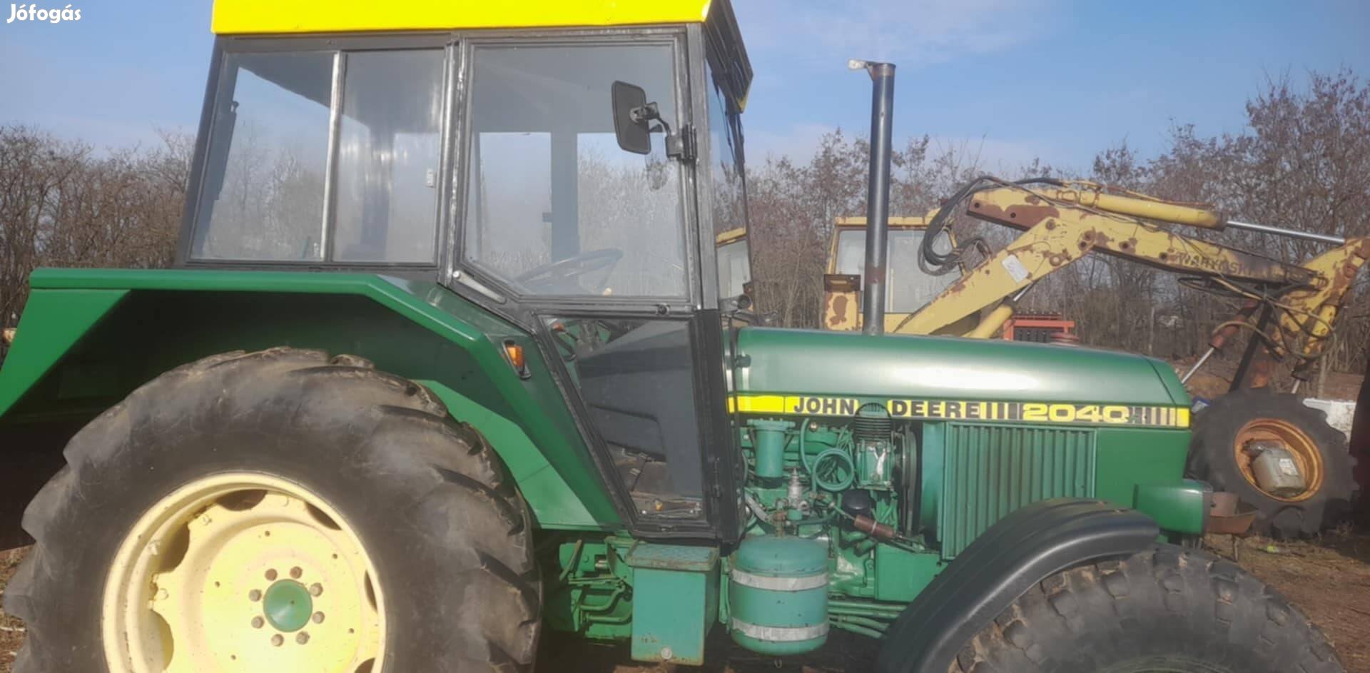 John Deere eladó