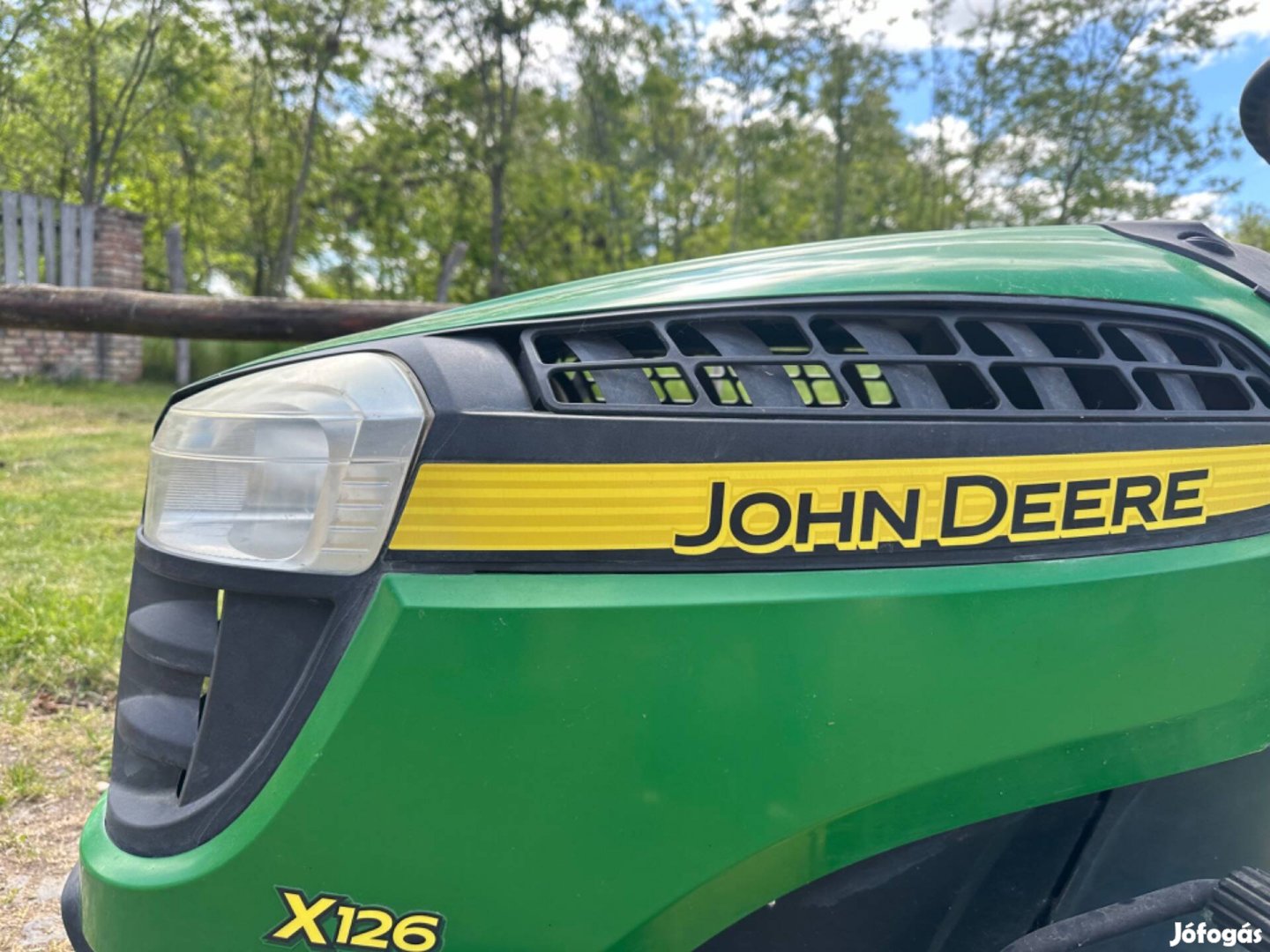 John Deere fűnyíró