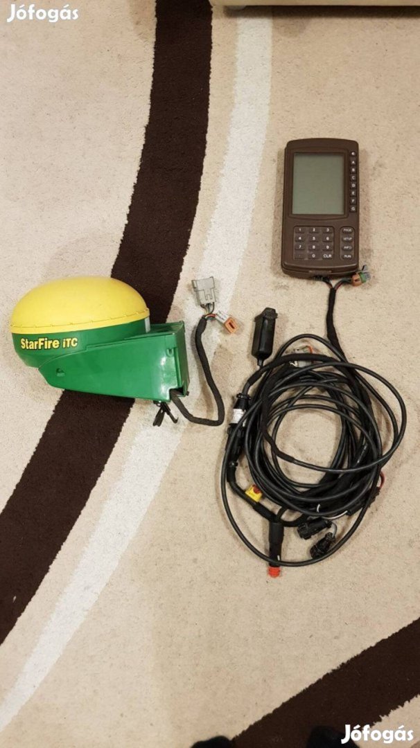 John Deere sorvezető (ITC antenna + monitor)