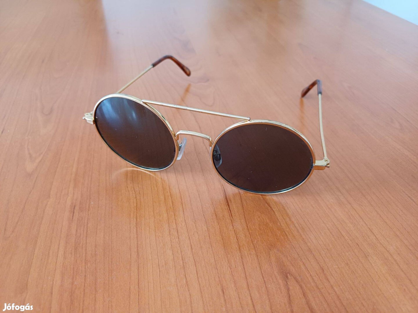 John Lennon kerek napszemüveg