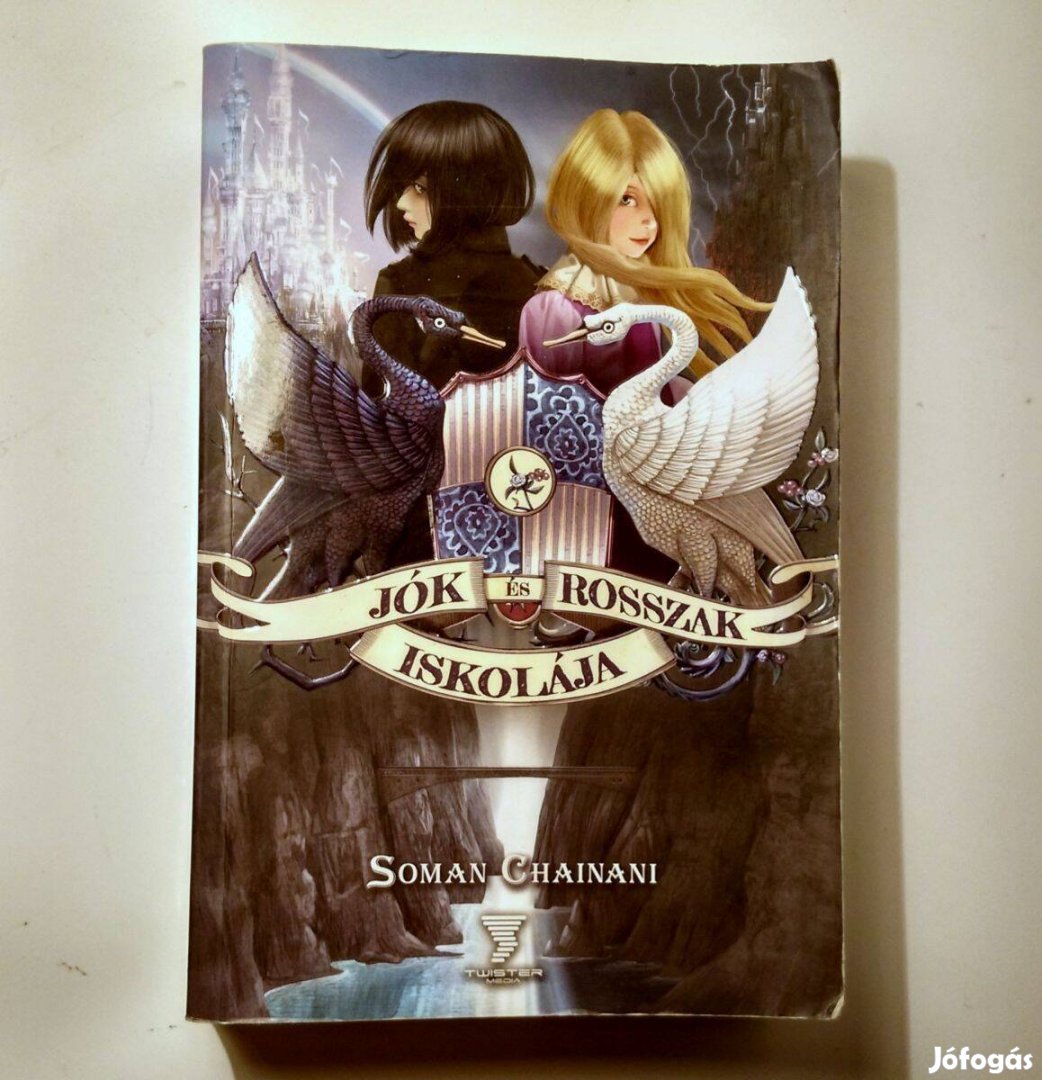 Jók és Rosszak Iskolája (Soman Chainani) 2015 (8kép+tartalom)