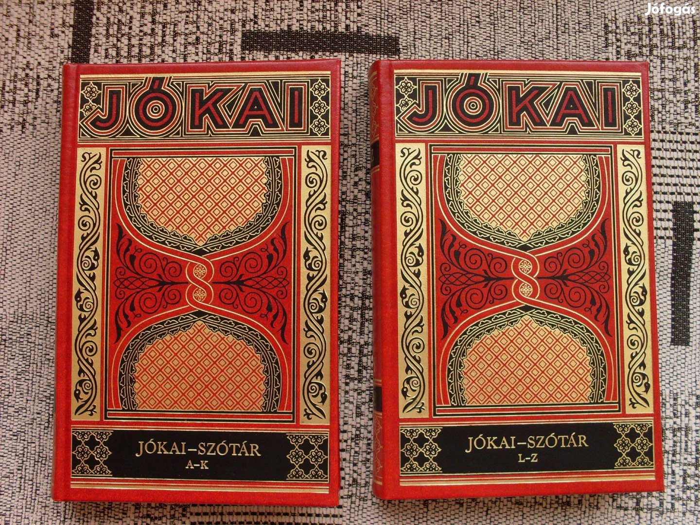 Jókai Mór könyv sorozat gyűjteményes díszkiadás piros-arany díszkötés