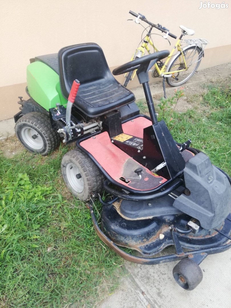 Jonsered fűnyíró traktor