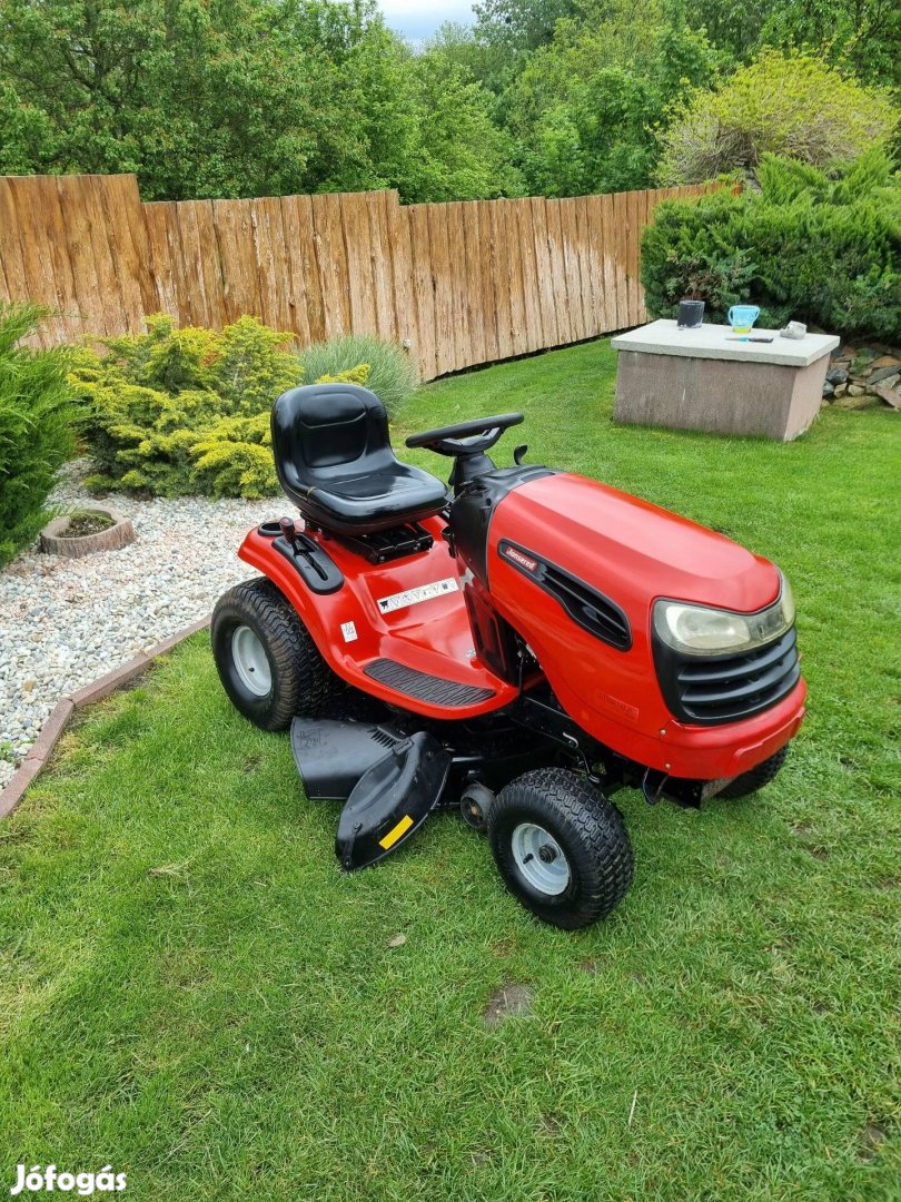 Jonsered fűnyírótraktor 18hp fűnyíró traktor eladó 
