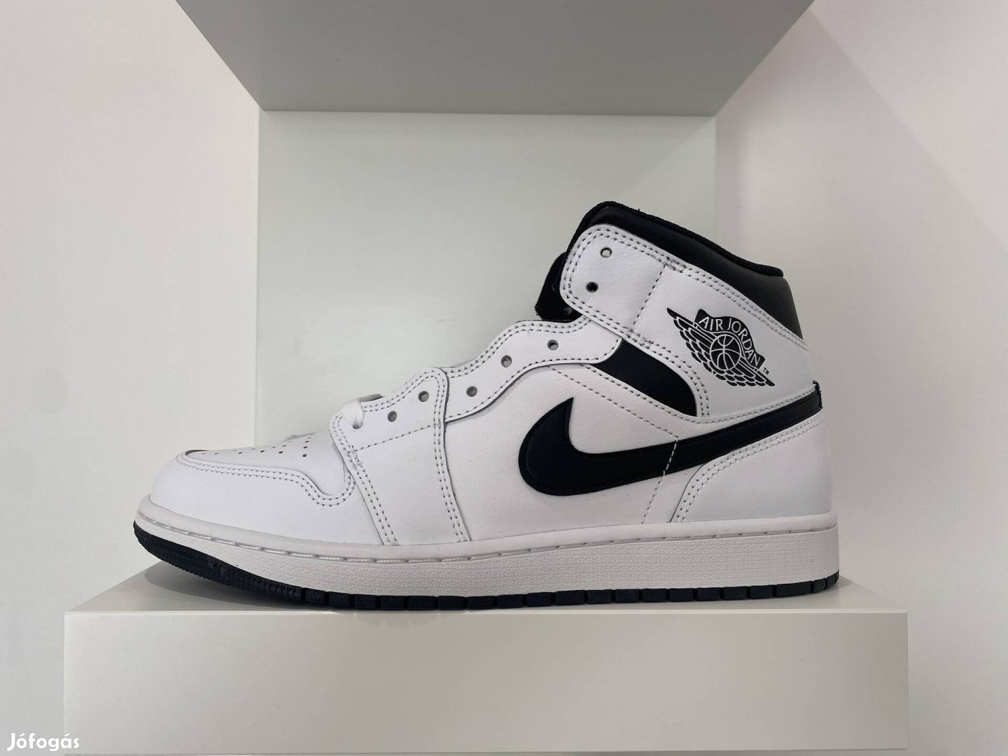 Jordan 1 Mid 43