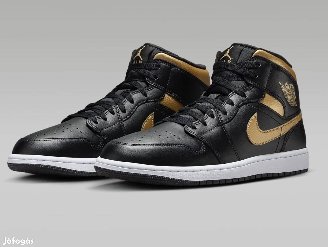 Jordan 1 Mid 'Metallic Gold' (46)