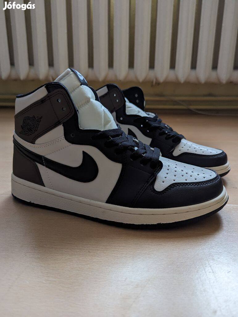 Jordan 1 Mocha 44-es méret