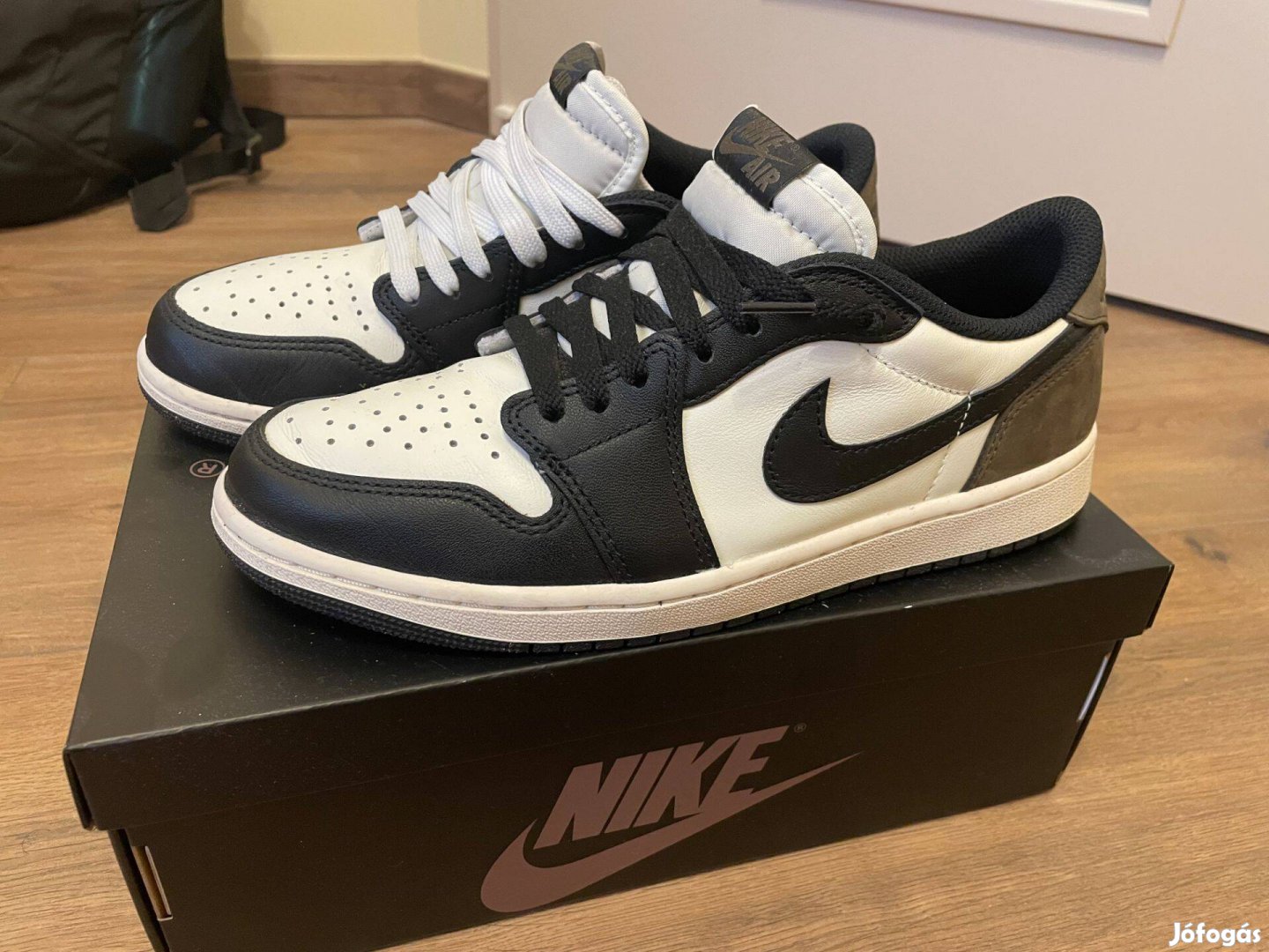 Jordan 1 low mocha