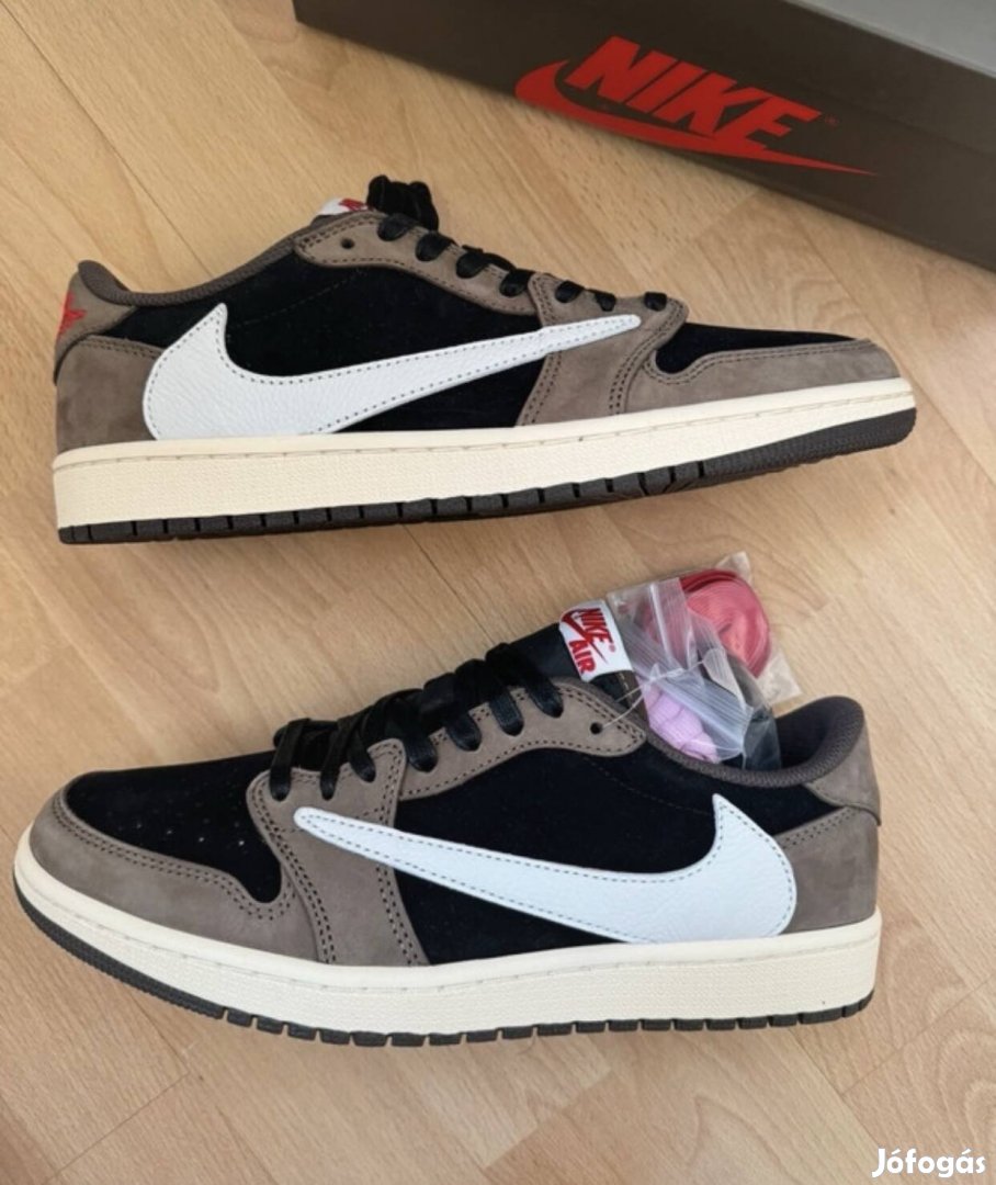 Jordan 1 low mocha travis scott