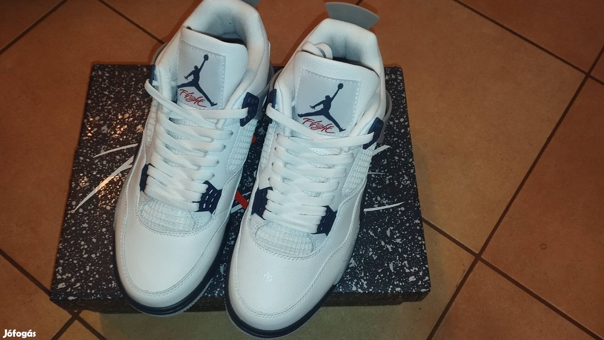 Jordan 4 Midnight Navy 42-es J4 Nike Jordan