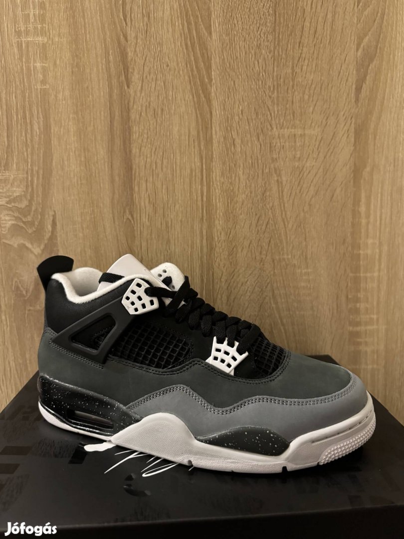 Jordan 4 Retro Fear