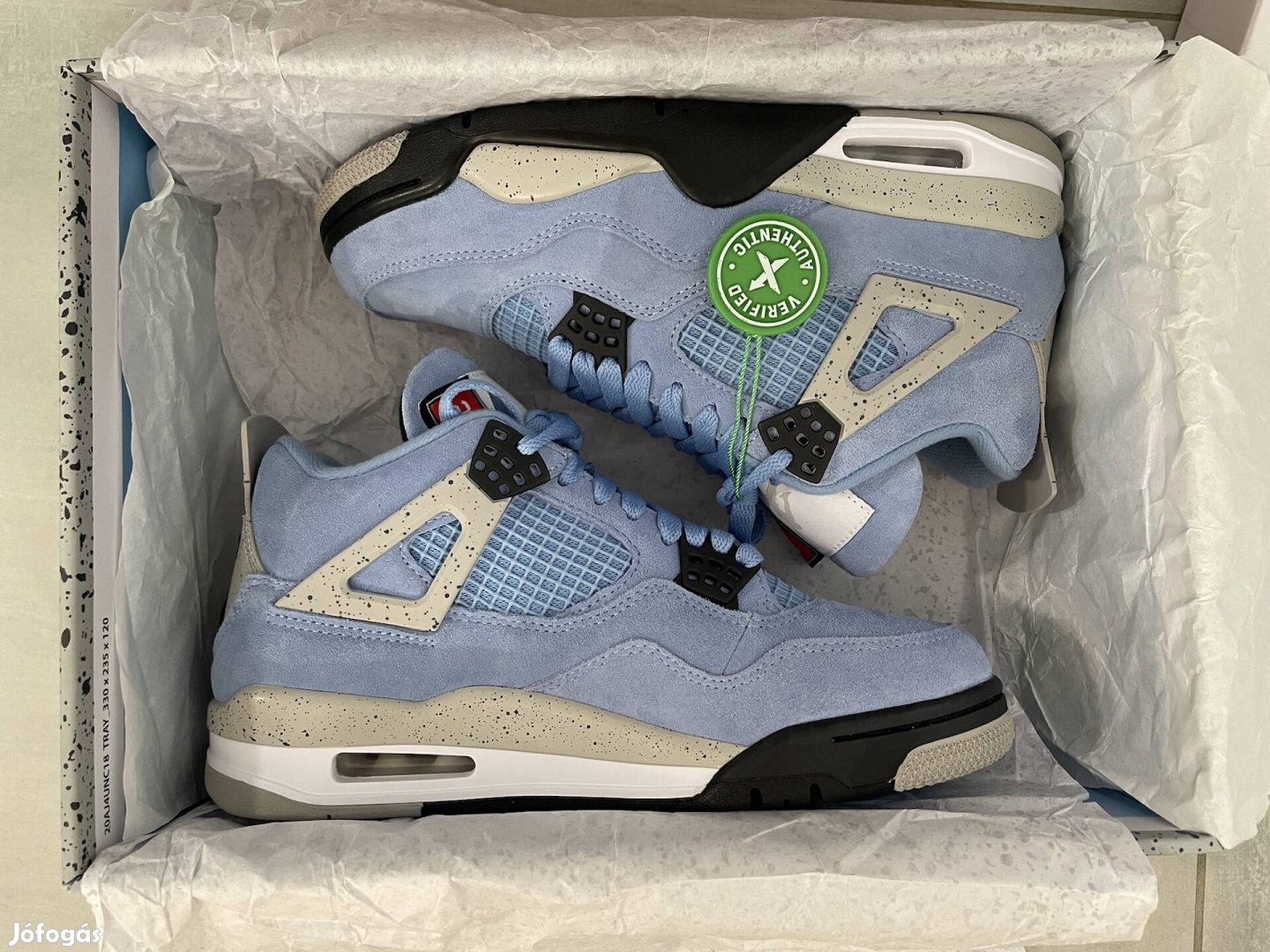 Jordan 4 university blue