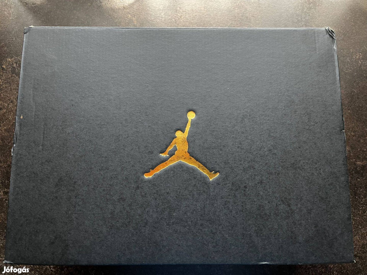 Jordan Fltclb '91 cipő fekete metál arany dobozában eladó