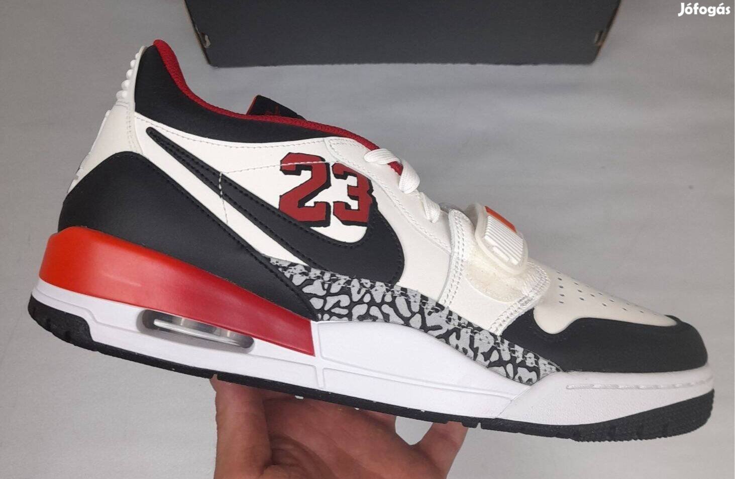 Jordan Legacy 312 Low 44,5 - 28cm új