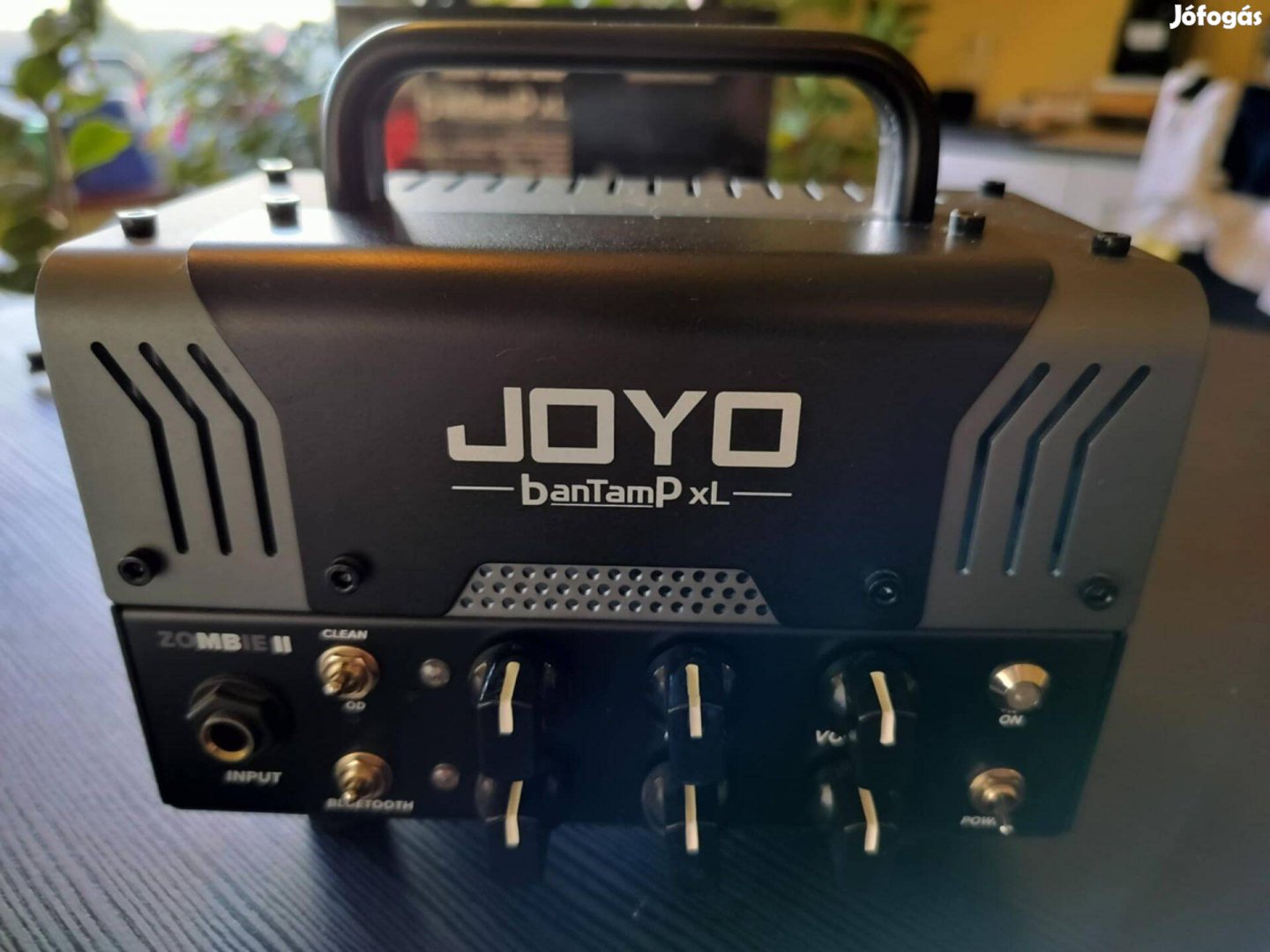 Joyo Zombie II Hibrid Gitárerősítő + Joyo Bant BG Tok