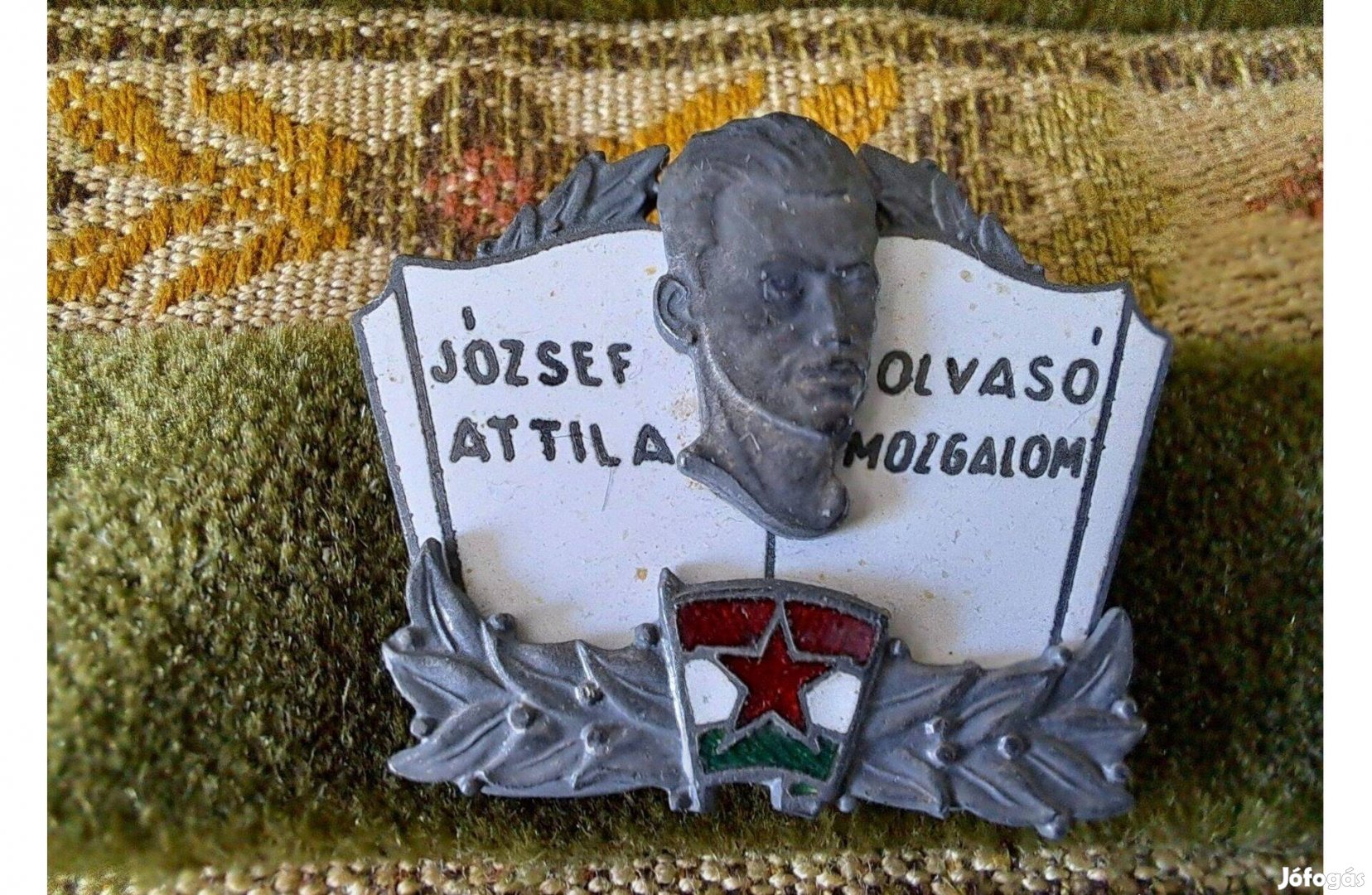 József Attila olvasó mozgalom kitűző