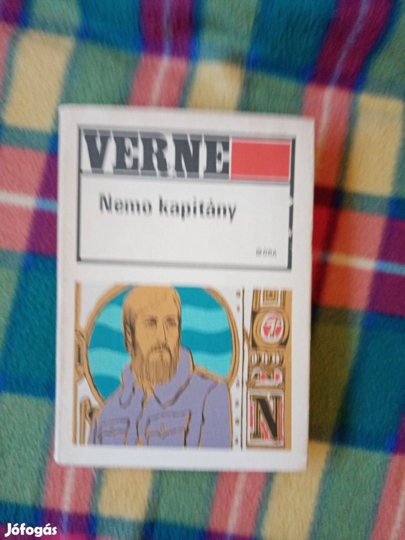 Jules Verne: Nemo kapitány Tenger alatt a világ körül